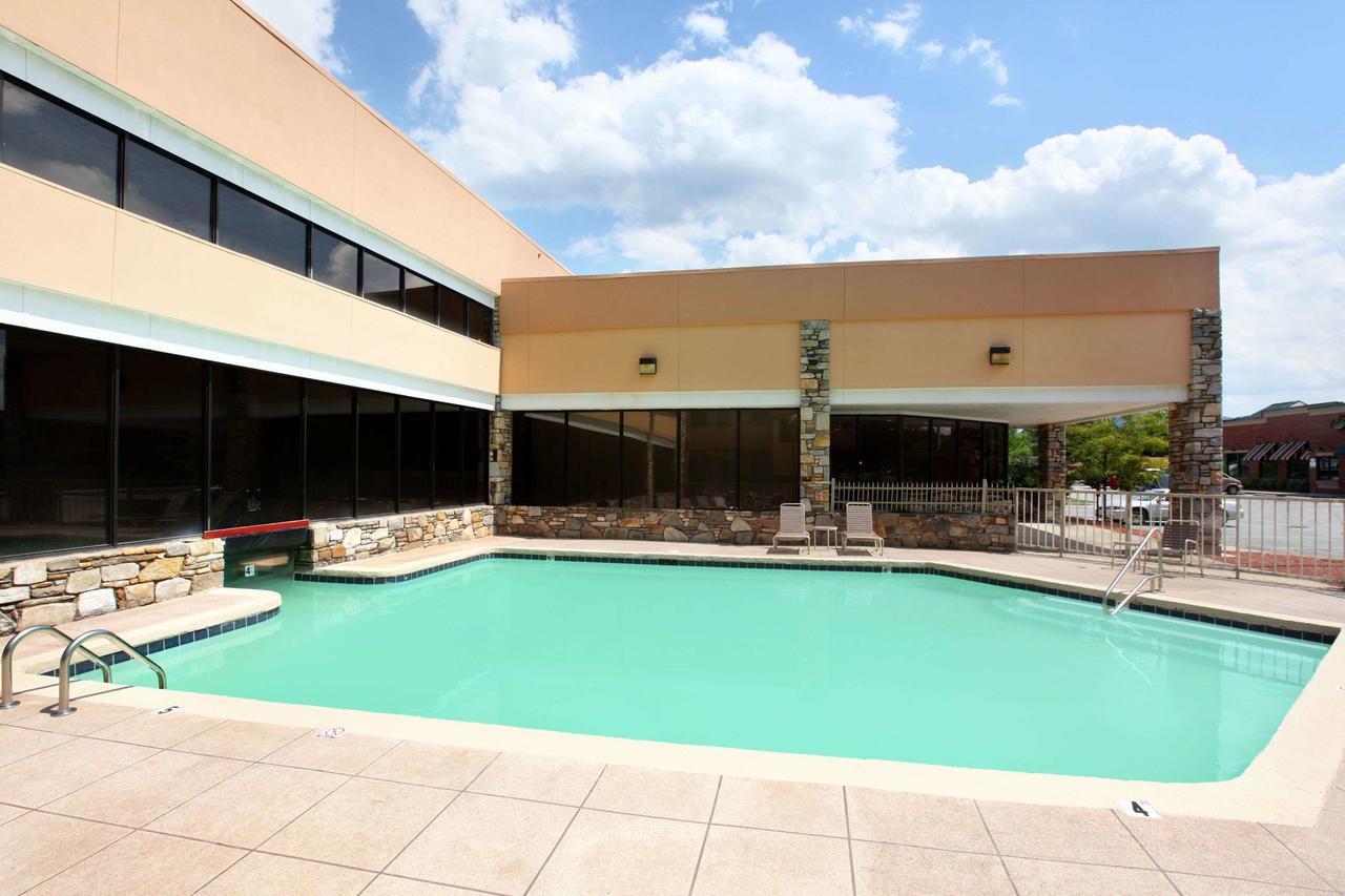 Ramada By Wyndham Asheville / Biltmore West Bekvämligheter bild