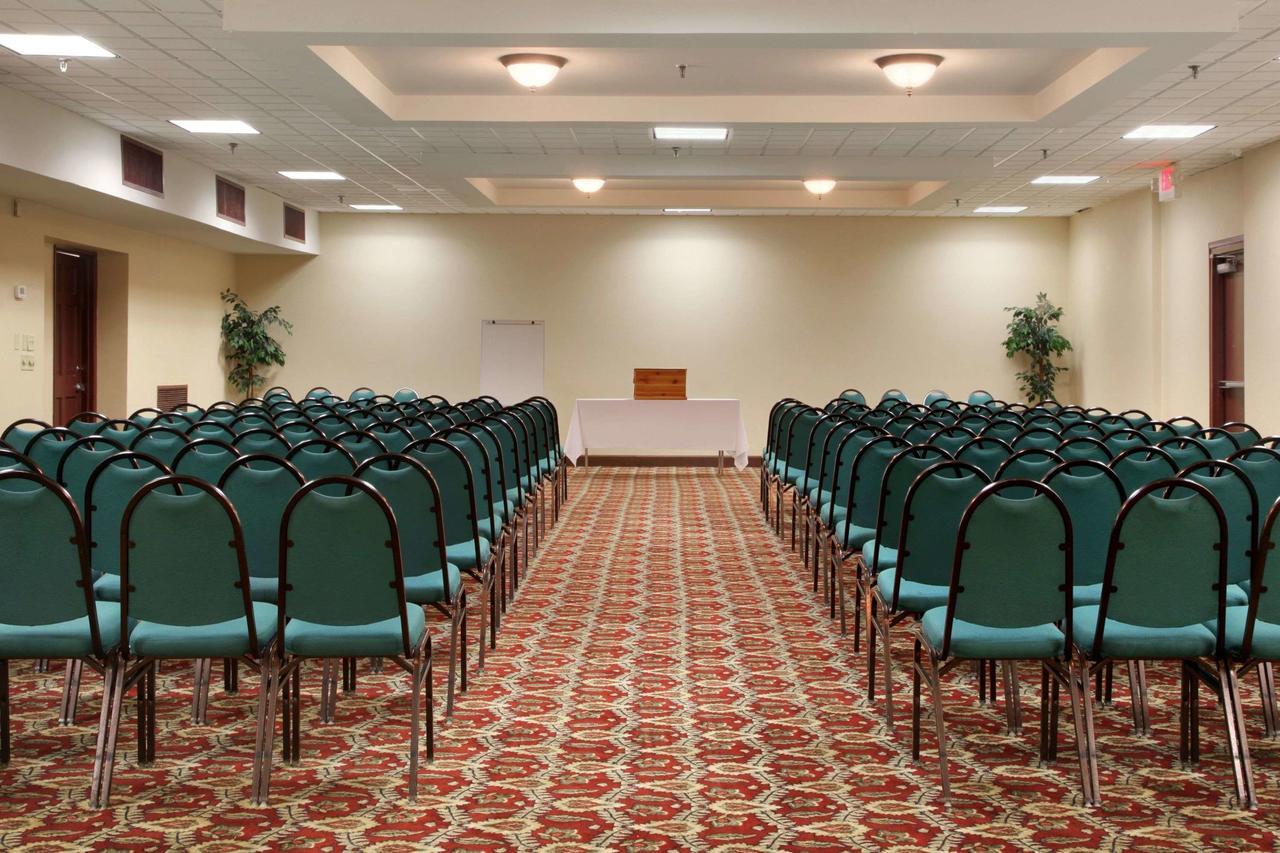Ramada By Wyndham Asheville / Biltmore West Bekvämligheter bild