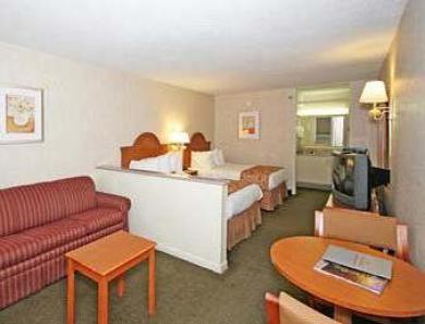 Ramada By Wyndham Asheville / Biltmore West Rum bild